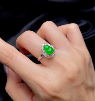 Anillo Oro 18k Jade Verde