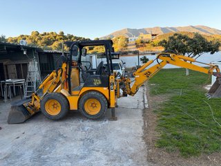 Retroexcavadora JCB 1Cx