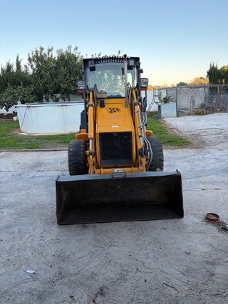 Retroexcavadora JCB 1Cx
