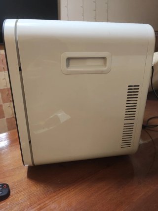 Nevera portátil Cecotec Bolero MiniCooling 20L.