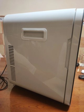 Nevera portátil Cecotec Bolero MiniCooling 20L.