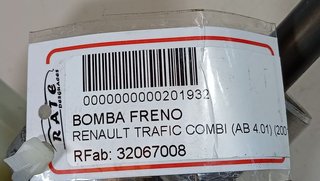 BOMBA FRENO RENAULT TRAFIC COMBI (AB 4.01) 6 - plazas, acristalado parcial 2,9t   Combi corto
