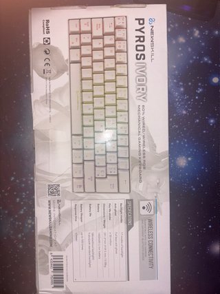 Teclado Gaming 60% Newskill Pyros Ivory