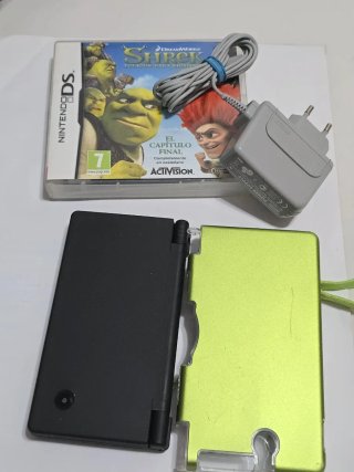 Nintendo DSi Negra + Juego Shrek ( LEER)