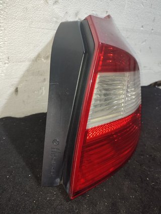 PILOTO TRASERO DERECHO BMW SERIE 1 BERLINA (E81/E