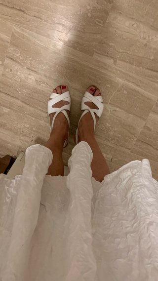 Sandalias Yokono Piel Tacón Medio Blancas