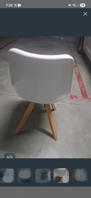 Lote 4 Sillas Blancas Plástico y Madera