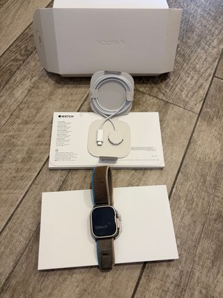 Apple Watch Ultra 2 - usado 5 veces, batería 100%