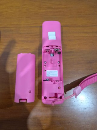 Mando Wii Remote Plus Rosa