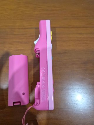 Mando Wii Remote Plus Rosa