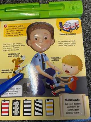 Libro cuento Pequeño policía