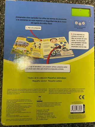Libro cuento Pequeño policía