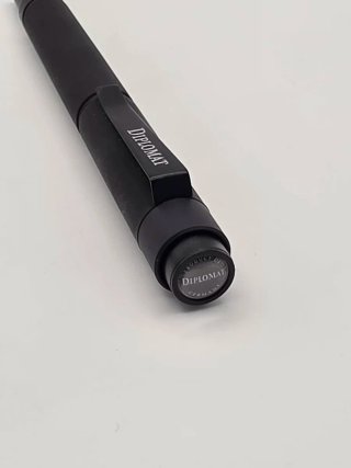 Caneta 2 em 1 Diplomat Twin Graph (M) Black