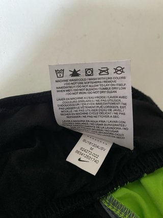 Pantaloncini Nike Dri-fit neri e verdi