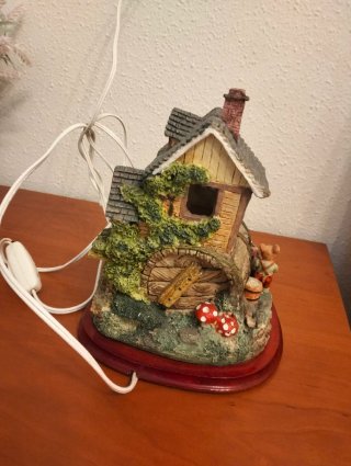 Lámpara casita de ratones decorativa