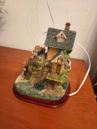 Lámpara casita de ratones decorativa