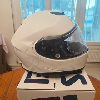 Shoei Neotec 3 blanco talla M + acolchado M5