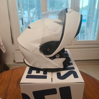 Shoei Neotec 3 blanco talla M + acolchado M5