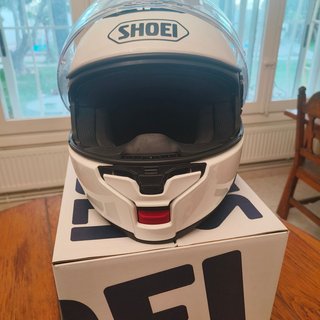 Shoei Neotec 3 blanco talla M + acolchado M5