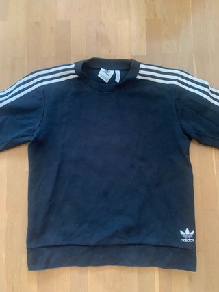 Jersey Adidas Negro con Rayas Blancas