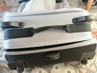 Maleta Eastpak Gris