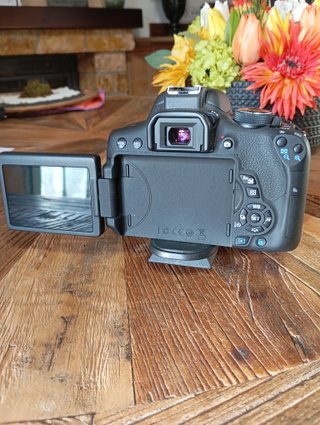 Cámara Canon EOS 750D DSLR