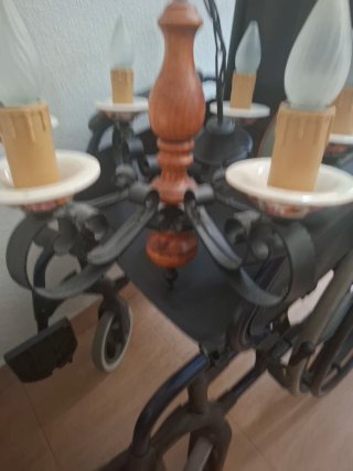 Lámpara de hierro con 7 brazos