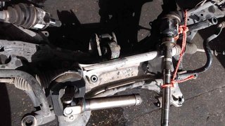 BRAZO SUSPENSION SUPERIOR DELANTERO DERECHO MAZDA