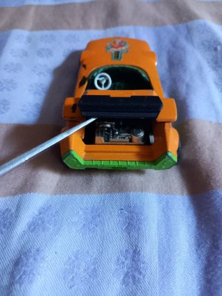 Matchbox K-31 Bertone Runabout Laranja
