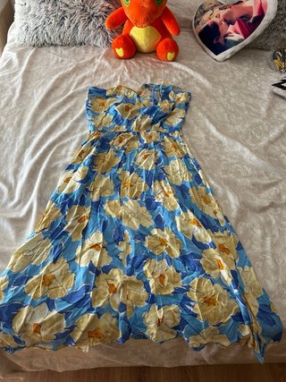 Vestido floral azul y amarillo