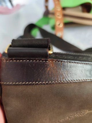 Bolso bandolera vintage Prada marrón