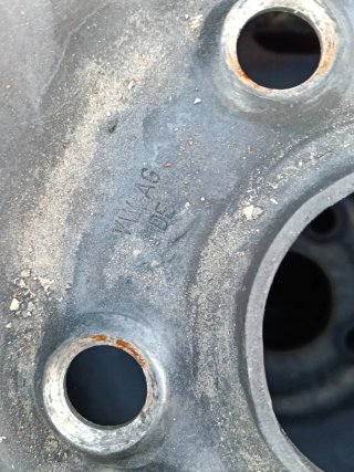 Llanta Volkswagen 15 pulgadas