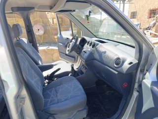 Ford Tourneo Connect 2012