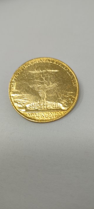 Moneda Batalla Rande Vigo 1702 Reina Ana Réplica.