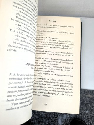 Libro | La Playa Sara Cantador Juvenil