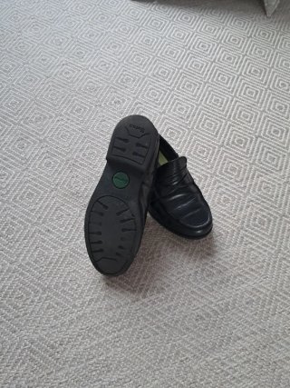 Mocasines Gorila negros talla 37
