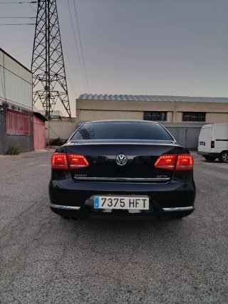 Volkswagen Passat 2011