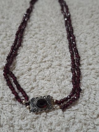 Collana antica granati e argento