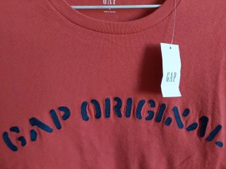 Camiseta GAP nueva