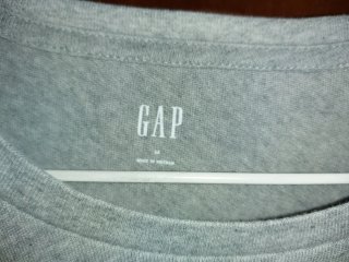 Camiseta GAP nueva