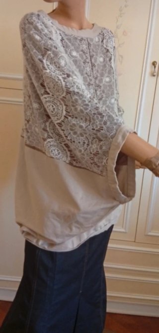 Blusa ampia pizzo beige tg unica