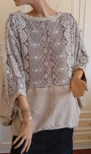 Blusa ampia pizzo beige tg unica