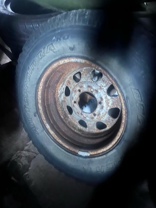 llantas de nissan patrol