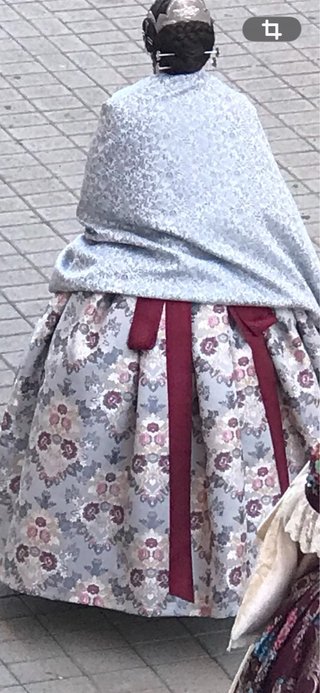 Traje de Fallera Gris y Rosa
