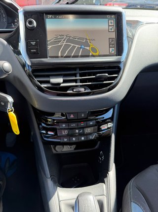 Peugeot 208 allure