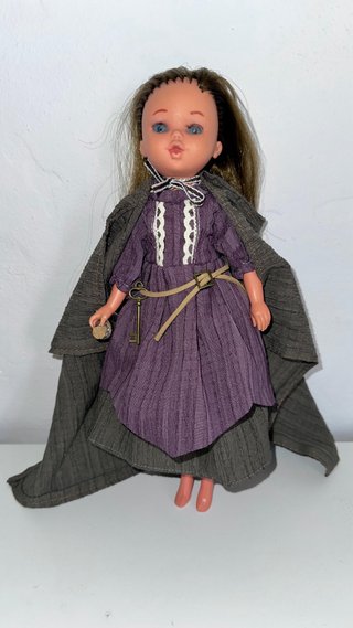 Traje de muñeca siglo XVI