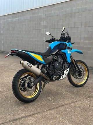 Yamaha T7 Rally Azul y Amarilla
