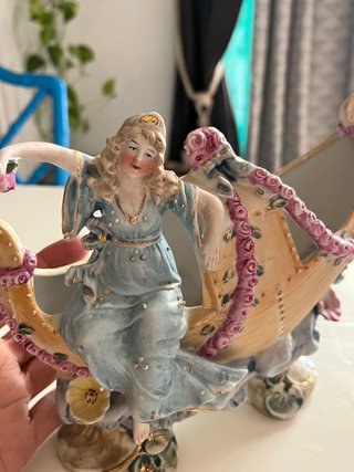 Figura de porcelana biscuit barco