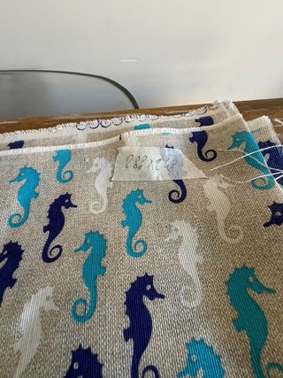 Tessuto cotone fantasia cavallucci marini