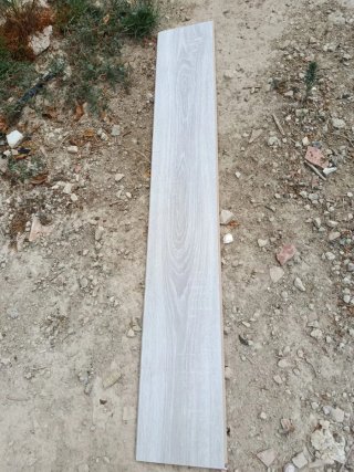 Tarima gris 8€/m